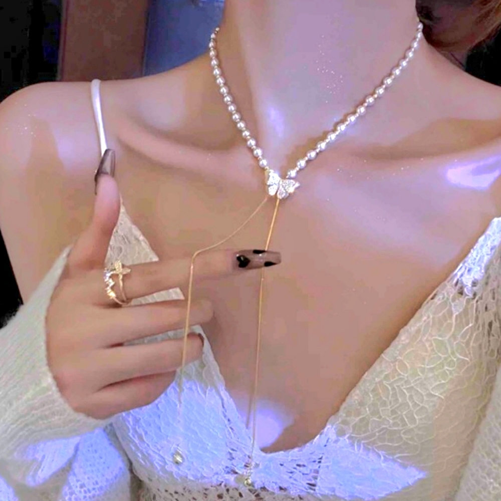 NEW Elegant Pearl & Gold Necklace